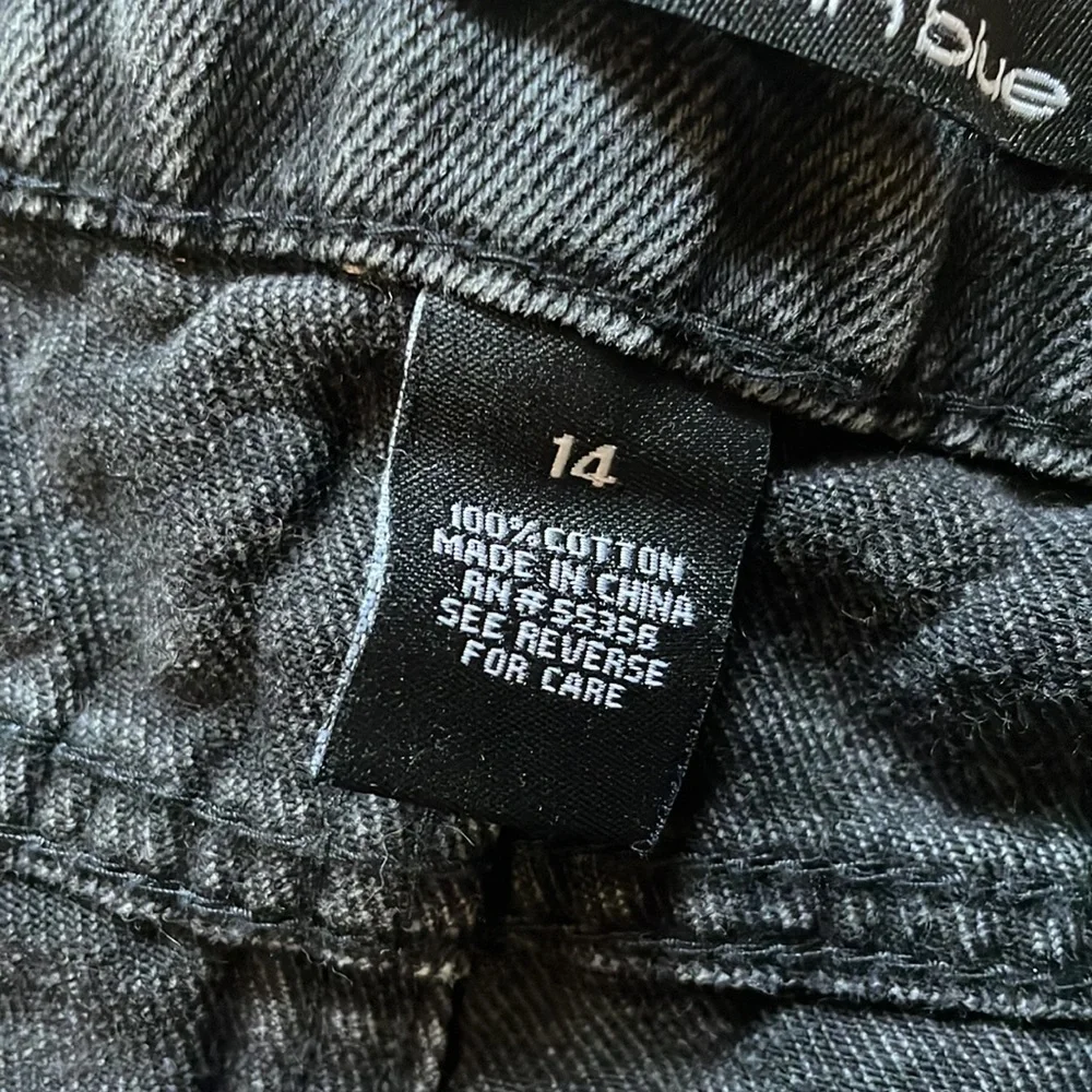 NWT Miss Poured in Blue Black Distressed w/ Holes High Waist Ankle Jeans Size 14